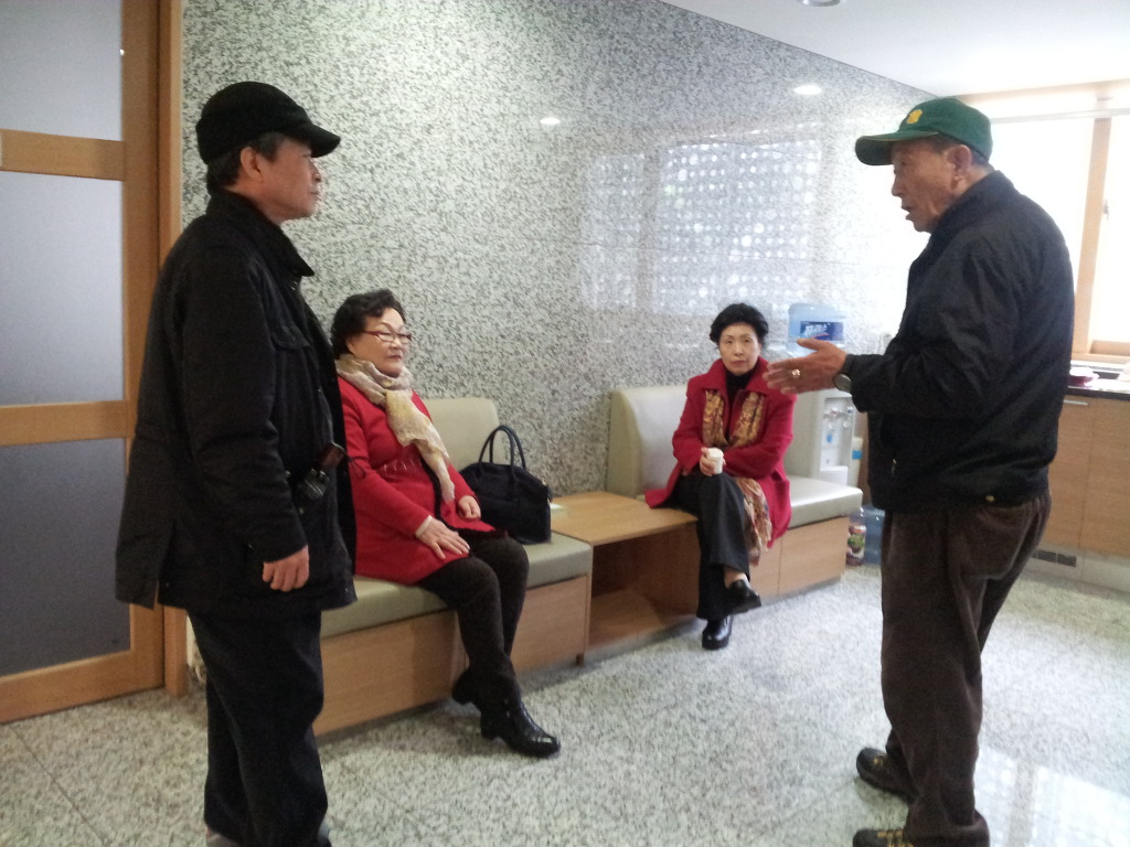 더블클릭을 하시면 이미지를 수정할 수 있습니다