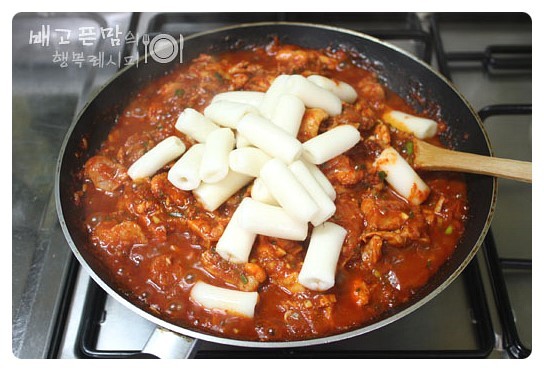 닭갈비속 떡이 더 맛있다네요