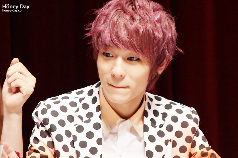 http://cfile213.uf.daum.net/image/1274E24A4FF18276331E4F