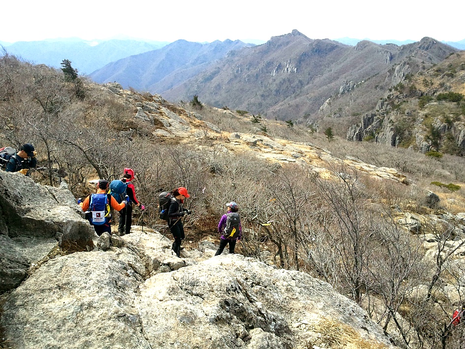 영남알프스 2 -영화같은 하늘 억새길 /신불산,영축산 종주/2013.3.16