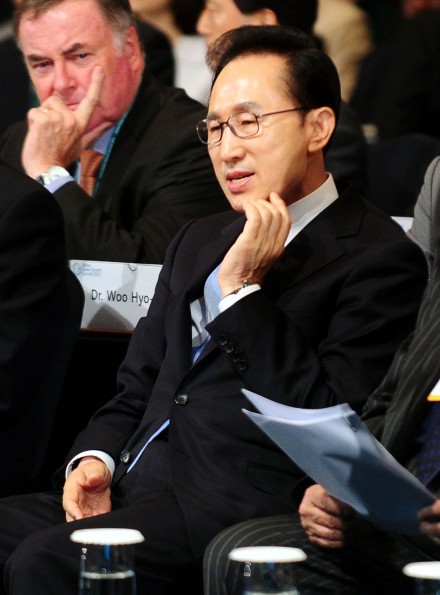유신 이미지