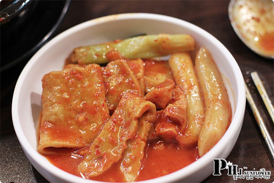 신당맛집-연예인들과 매스컴에서 인정한 매운 떡볶이 -엽기떡볶이