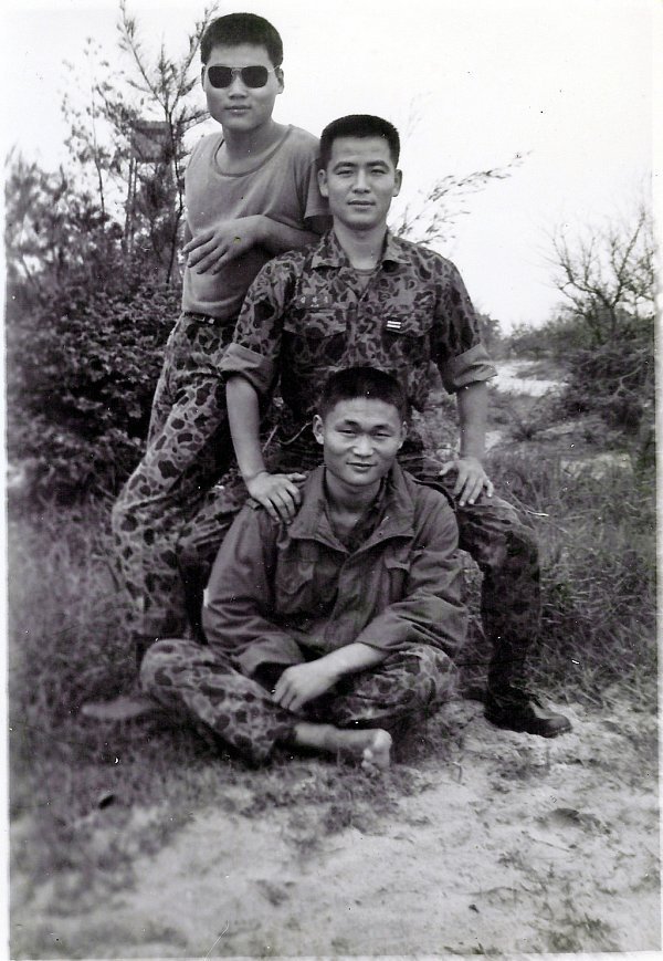 박찬우해병의 빛바랜사진
