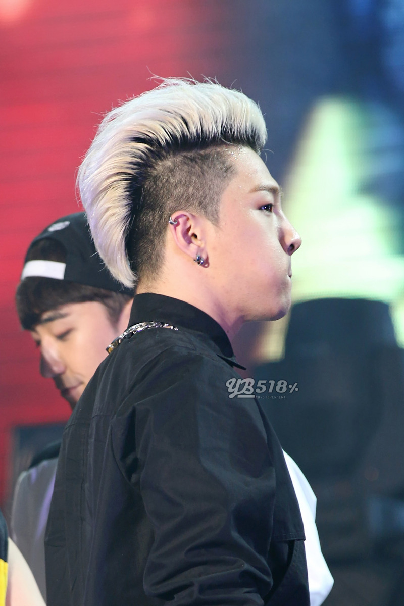 2439323F532B35FA1DA393