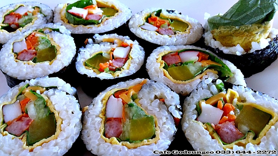 곰취를 이용한 요리 곰취김밥