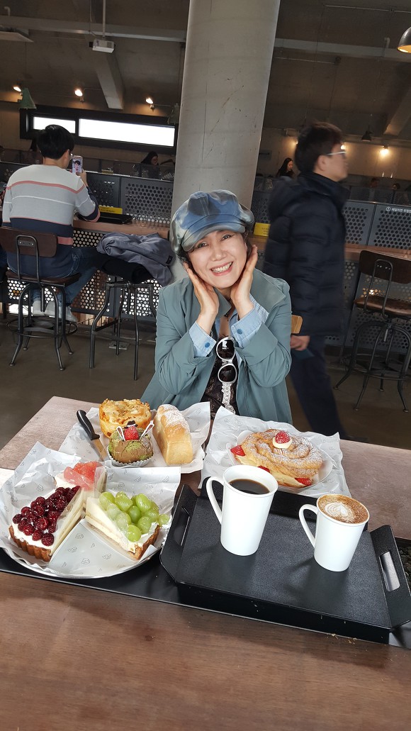 못먹은 빵을 위해~~