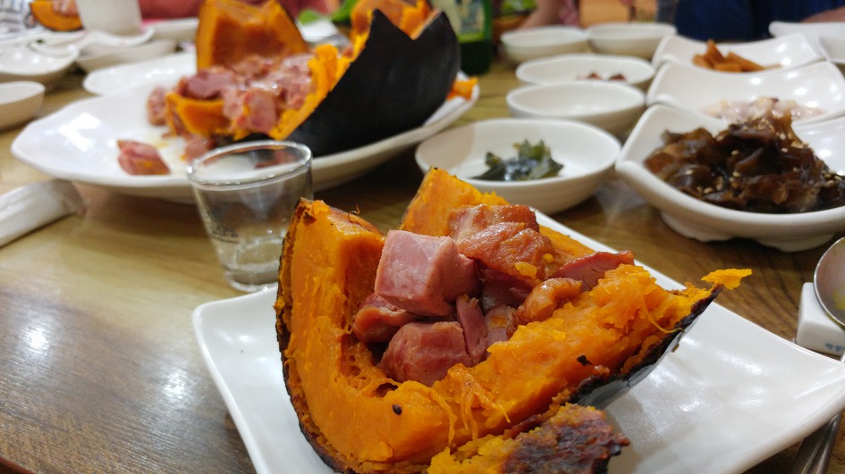 음식 맛이 기막힘에 허허웃고 사람 사는 맛이 기막힘에 허허웃고 나오게 되는 강릉 허허사랑
