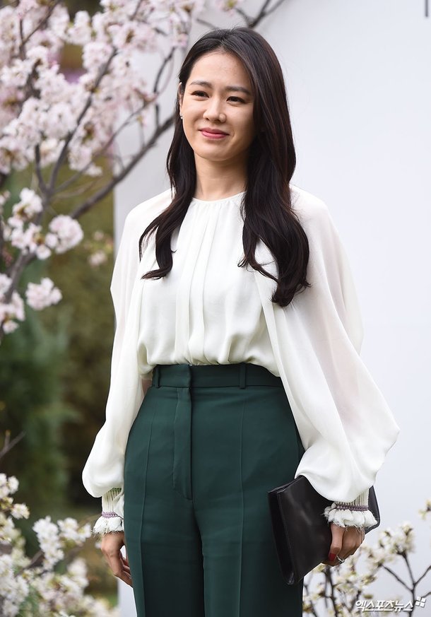 손예진