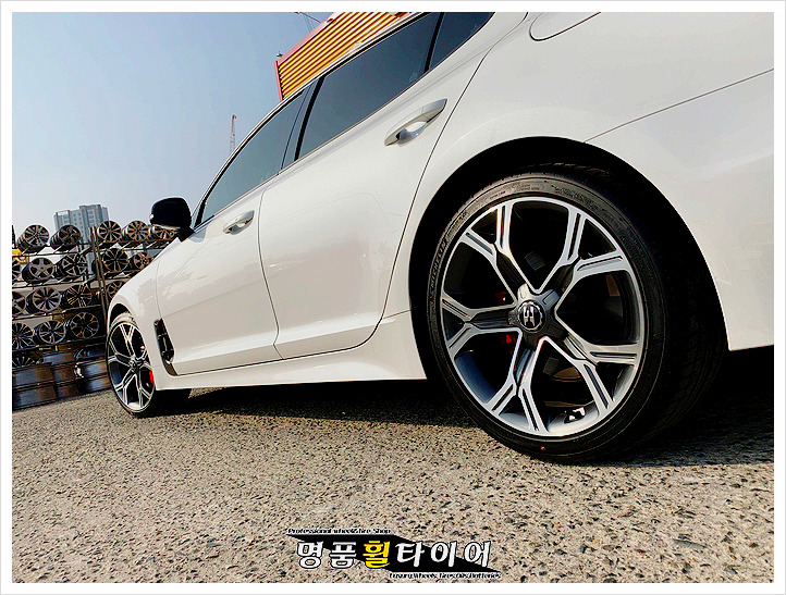 스팅어 19인치 순정 휠 + 미쉐린 파일럿 스포츠 4 225/40R19, 225/35R19 + 펠라 6P 380mm 디스크로터 자동차 튜닝 전주 명품 휠 타이어 휠 타이어 교체
